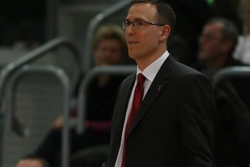 Steht nach der Heimpleite bei Brose Baskets auf der Kippe: Trainer Chris Fleming.