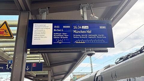 Die Bahn sperrte die wichtige Zugstrecke zwischen Berlin und Hamburg.