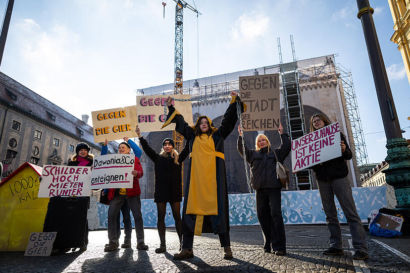 F&uuml;r bezahlbares Wohnen und gegen Spekulation wird am Samstag am Odeonsplatz demonstriert.