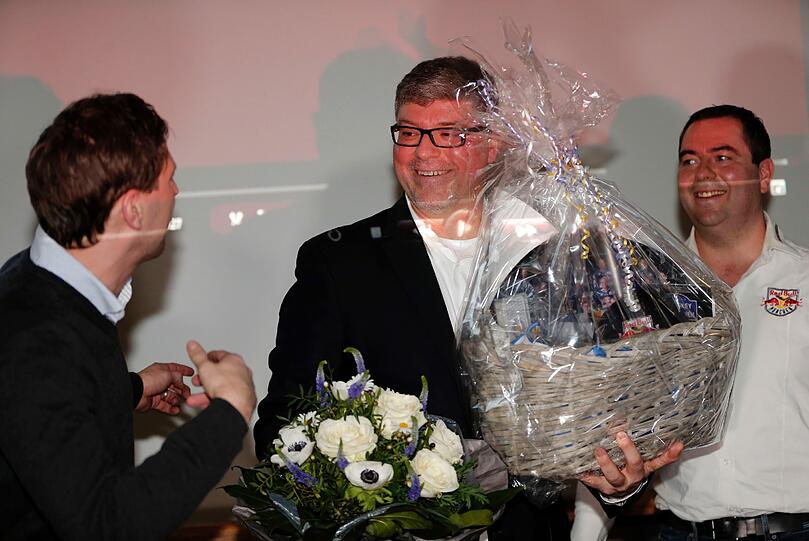Trainer Pat Cortina mit Manager Christian Winkler bei der Saisonabschlussfeier vom EHC