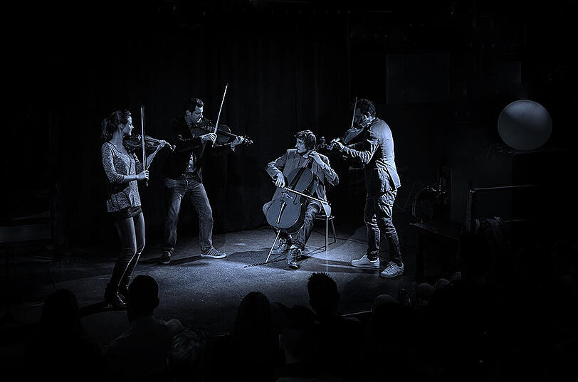 Die vier Streicher vom Feuerbach Quartett.