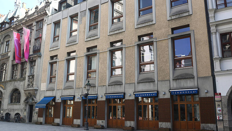 Mitten in München betrieb Alfons Schuhbeck bis 2022 das Edel-Restaurant Südtiroler Stuben. Nach zwei Jahren Umbau zieht nun die Weihenstephan Brauerei ein. Mitten in München betrieb Alfons Schuhbeck bis 2022 das Edel-Restaurant Südtiroler Stuben. Nach zwei Jahren Umbau zieht nun die Weihenstephan Brauerei ein.