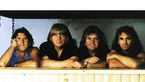 Rocken am Sonntag mit den Kollegen von „Middle of the road“ die Neustadthalle in Neustadt an der Aisch: die Classic-Rock-Veteranen von „The Sweet“. Rocken am Sonntag mit den Kollegen von „Middle of the road“ die Neustadthalle in Neustadt an der Aisch: die Classic-Rock-Veteranen von „The Sweet“.