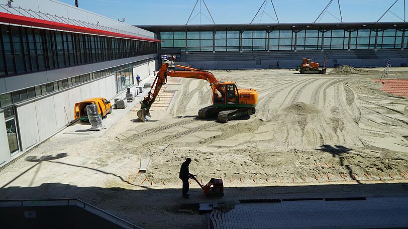 Der neue FC Bayern Campus an der Ingolstädter-Straße.