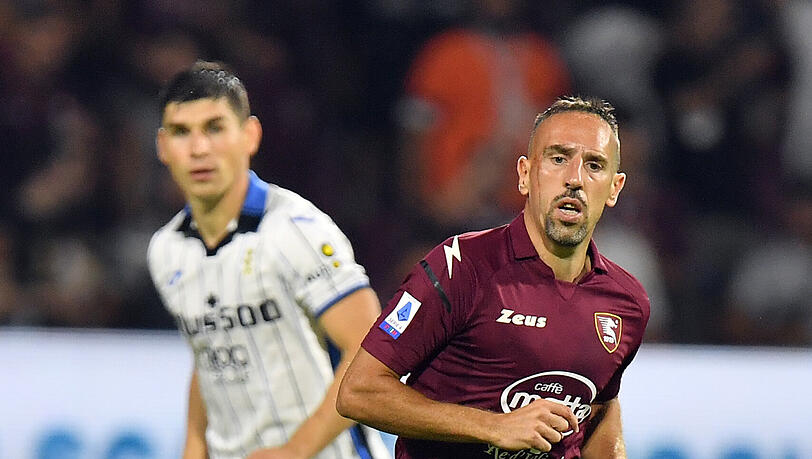 Der ehemalige Bayern-Spieler Franck Ribéry spielt mittlerweile in Italien für Salernitana  (Archivbild)