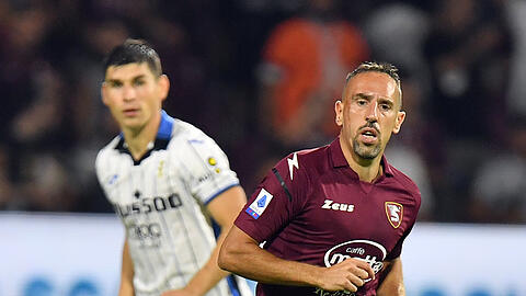 Der ehemalige Bayern-Spieler Franck Ribéry spielt mittlerweile in Italien für Salernitana  (Archivbild)
