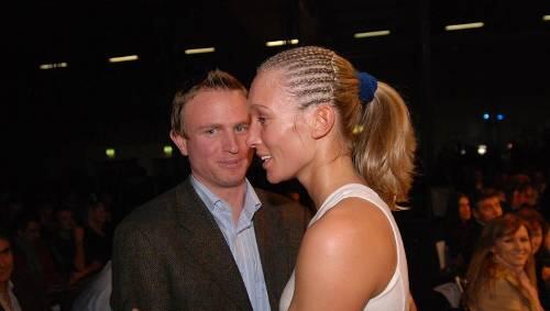 Christine Theiss feiert bald dritten Hochzeitstag mit ihrem Mann Hans. Christine Theiss feiert bald dritten Hochzeitstag mit ihrem Mann Hans.