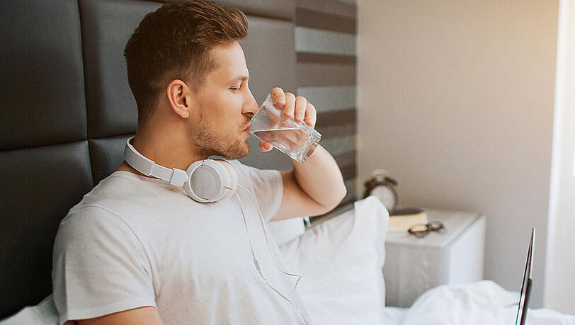 Wasser ist das gesündeste Getränk Wasser ist das gesündeste Getränk
