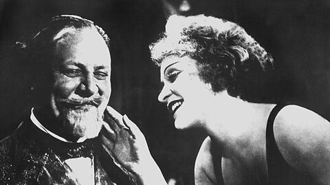 Emil Jannings war als erster Oscar-Gewinner der Star, dem Marlene Dietrich hier die Show stiehlt und durch den "Blauen Engel" zum Superstar wird&ndash; auch in Amerika.