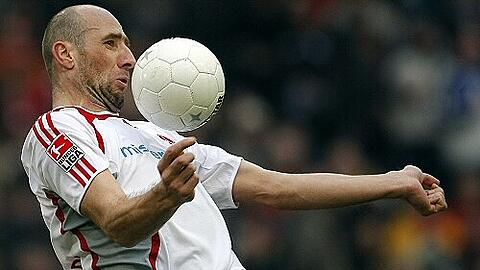 Größter und schwerster Spieler der EM: Jan Koller.
