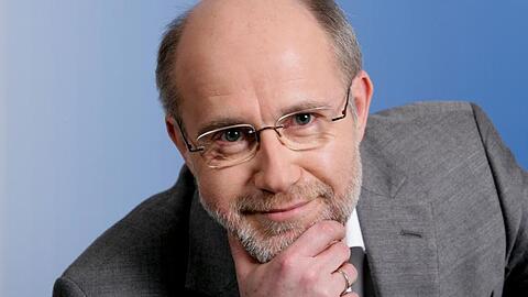 Der Astrophysiker Harald Lesch sitzt in einer Talkshow. Foto: Thomas Schulze/dpa-Zentralbild/dpa/Archivbild