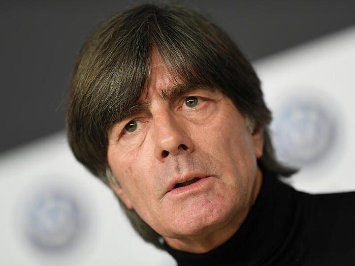 Joachim Löw stellte sich nach dem 1:1 gegen Serbien den Fragen der Medienvertreter.