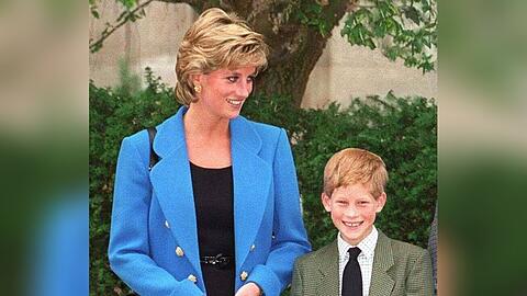 Prinzessin Diana mit ihrem Sohn Prinz Harry.