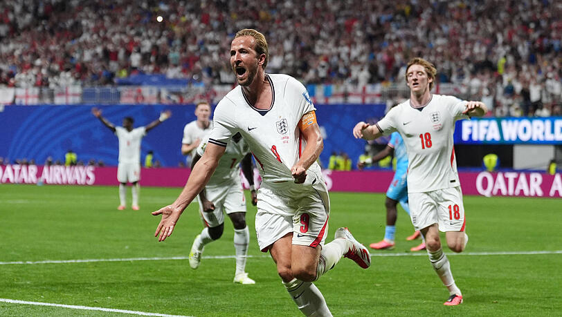 Auch wenn es mit dem Titel nicht gereicht hat, hat Kane bei der WM durchaus Eindruck hinterlassen. Auch wenn es mit dem Titel nicht gereicht hat, hat Kane bei der WM durchaus Eindruck hinterlassen.