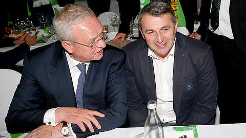 Getrennte Wege: VW-Ex-Vorstand Martin Winterkorn und VfL-Manager Klaus Allofs (rechts).