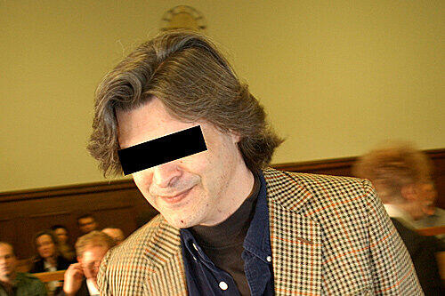 Rhodri Phillips (41): Der Sohn eines Barons versetzte der Firma Hans Brochier den endgültigen Todesstoß. Seit gestern steht er vor Gericht.