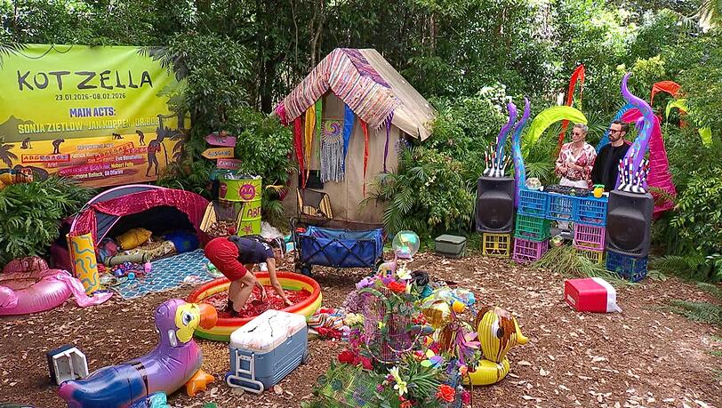 Beim "Kotzella-Festival" ging es auf ein verdrecktes Festivalgel&auml;nde.