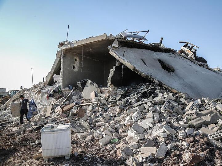 Assads Truppen hatten den Rebellen zuletzt Einflussgebiete in Hama und der Provinz Idlib abgerungen.