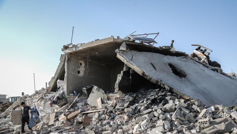 Assads Truppen hatten den Rebellen zuletzt Einflussgebiete in Hama und der Provinz Idlib abgerungen. Assads Truppen hatten den Rebellen zuletzt Einflussgebiete in Hama und der Provinz Idlib abgerungen.