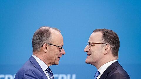 Bundeskanzler Friedrich Merz dr&auml;ngte Spahn schlie&szlig;lich zum R&uuml;cktritt. (Archivbild)