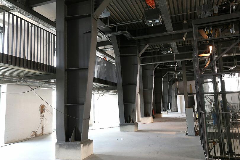 Der massive Aufbau, der für das Krafwerk nötig war, verleigt dem Gebäude seine Charakteristik, sagen die neuen Hausherren.