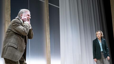 Juliane Köhler und Manfred Zapatka in "Blind" von Lot Vekemans.