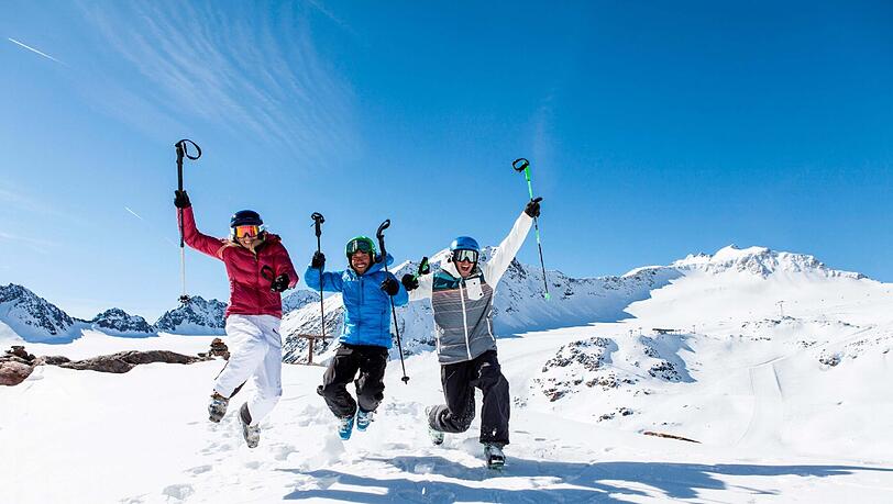 Skifahren ist ein Genuss. Und es zu lernen, nie zu spät. Skifahren ist ein Genuss. Und es zu lernen, nie zu spät.