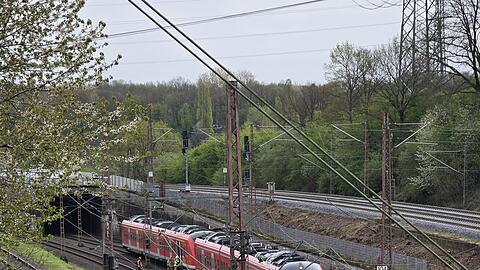 65 Fahrg&auml;ste mussten evakuiert werden.