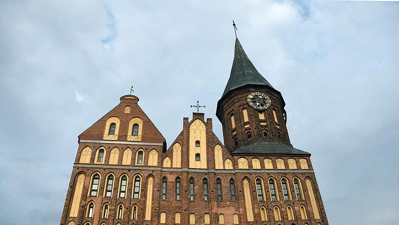 Der Königsberger Dom ist bis heute das Wahrzeichen der Stadt, die sich seit 80 Jahren Kaliningrad nennt. (Archivbild) Der Königsberger Dom ist bis heute das Wahrzeichen der Stadt, die sich seit 80 Jahren Kaliningrad nennt. (Archivbild)