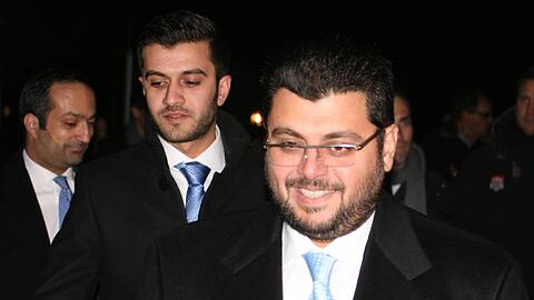 Hasan Ismaik mit seinen Vertrauten und 1860-Aufsichtsräten: Bruder Abdelrahman und Wassel Al-Fakhoury (ganz links).