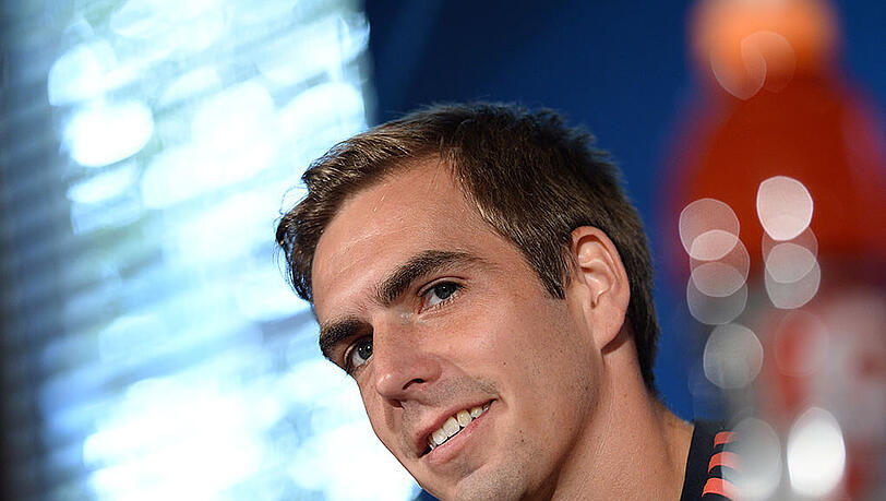 Philipp Lahm hat auch nach den Terroranschlägen von Paris keine Angst im Stadion. Philipp Lahm hat auch nach den Terroranschlägen von Paris keine Angst im Stadion.