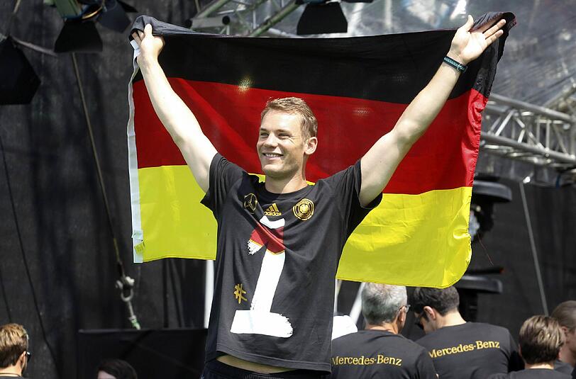 Die Sportjournalisten wählten Manuel Neuer zum Fußballer des Jahres.