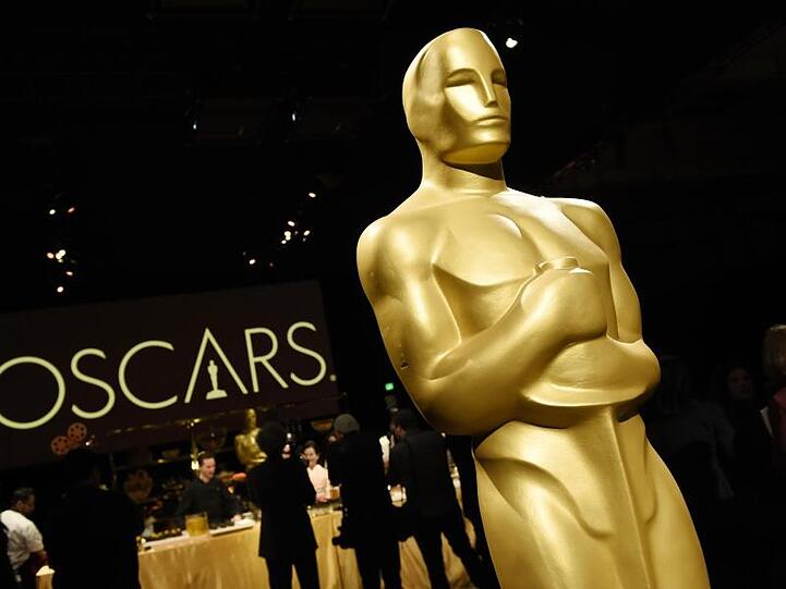 Überlebensgroß: ein Oscar.