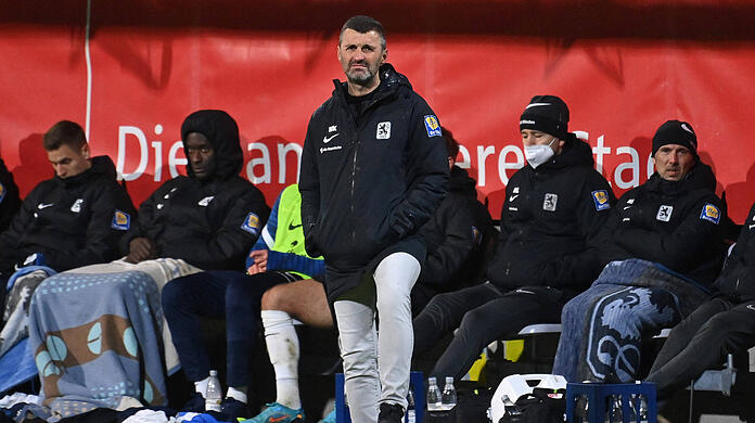 Löwen-Trainer Michael Köllner hat es aktuell nicht leicht.