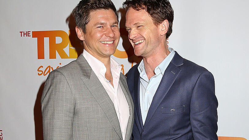 David Burtka (links) und Neil Patrick Harris zusammen auf dem roten Teppich David Burtka (links) und Neil Patrick Harris zusammen auf dem roten Teppich