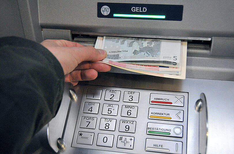 In der Tat geht "Skimming" an Geldautomaten in Deutschland seit Jahren zurück.