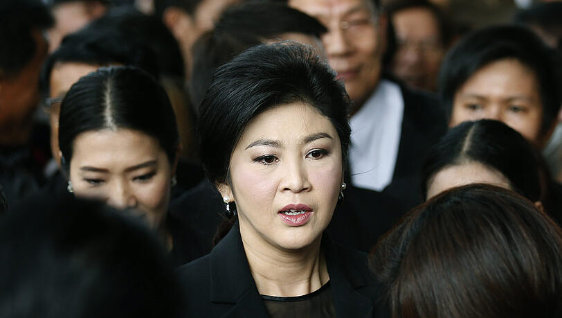 Yingluck wurde wegen umstrittener Subventionen für Reis angeklagt. Yingluck wurde wegen umstrittener Subventionen für Reis angeklagt.