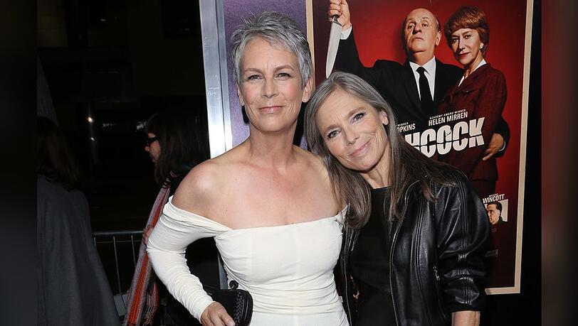 Jamie Lee Curtis (li.) und Schwester Kelly Curtis bei einer Filmpremiere 2012.