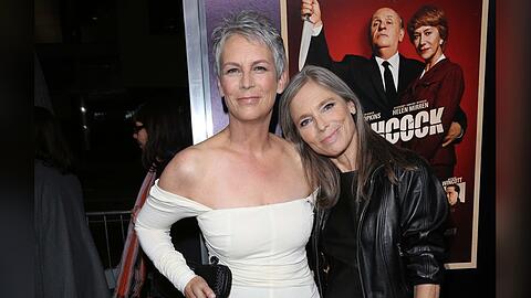 Jamie Lee Curtis (li.) und Schwester Kelly Curtis bei einer Filmpremiere 2012.