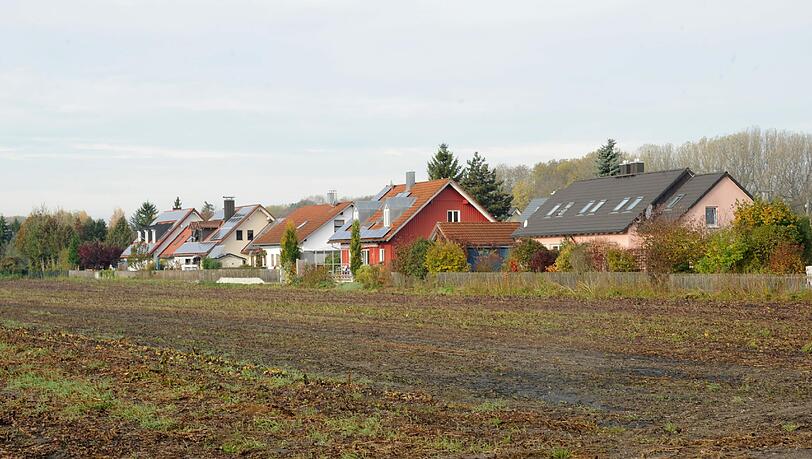 In Feldmochinger Kellern stand das Wasser teils bis zu 40 Zentimeter hoch, kritisiert der CSU-Stadtrat. In Feldmochinger Kellern stand das Wasser teils bis zu 40 Zentimeter hoch, kritisiert der CSU-Stadtrat.