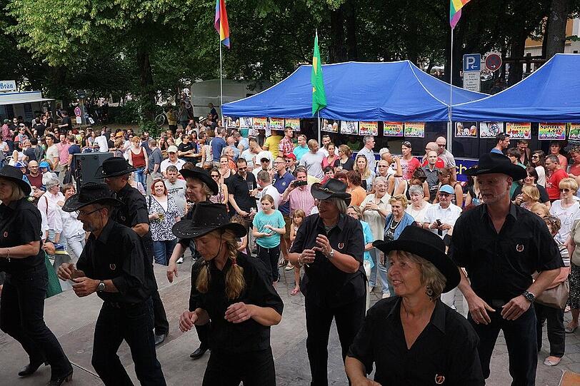 Das Glockenbachfest feierte am Samstag 20. Geburtstag, viele Besucher kamen und feierten mit. Die Bilder...