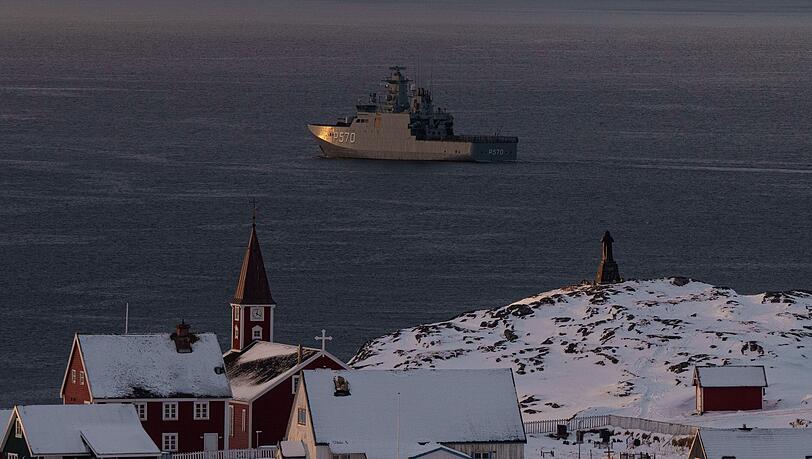 Die K&ouml;niglich D&auml;nische Marine patrouilliert in der N&auml;he von Nuuk. (Archivbild)