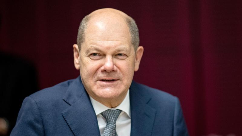 Wer Aktien kauft, soll nach dem Entwurf von Bundesfinanzminister Olaf Scholz 0,2 Prozent des Geschäftswertes an den Fiskus zahlen. Wer Aktien kauft, soll nach dem Entwurf von Bundesfinanzminister Olaf Scholz 0,2 Prozent des Geschäftswertes an den Fiskus zahlen.