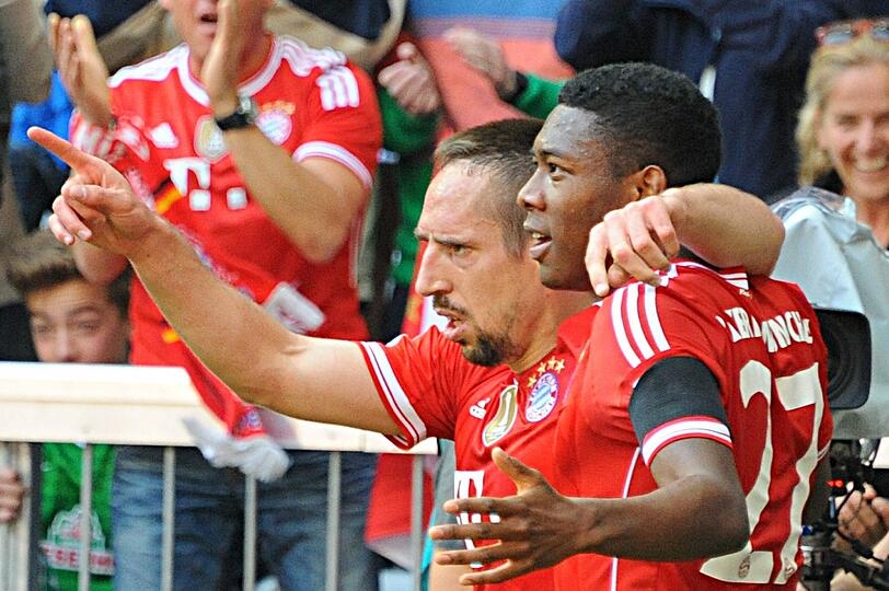 DAVID ALABA NOTE 3
Musste Kilometer fressen auf der linken Außenbahn. Ganz gut drauf in der Offensive, schenkte Pizarro per Vorlage das 4:2. Auf ihn kommt am Dienstag wohl Gareth Bale zu.