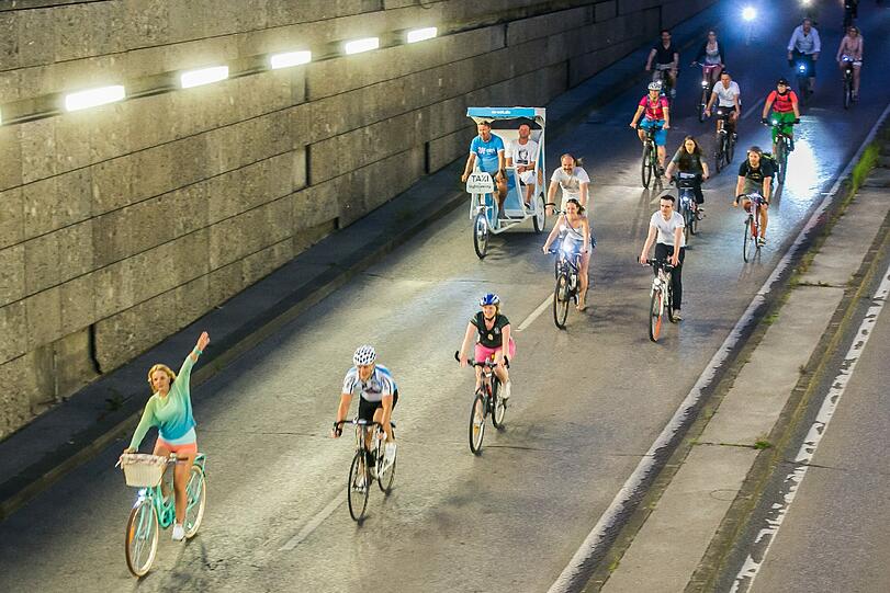 Über 16.000 Münchner waren bei der siebten Radlnacht dabei. Die Bilder.
