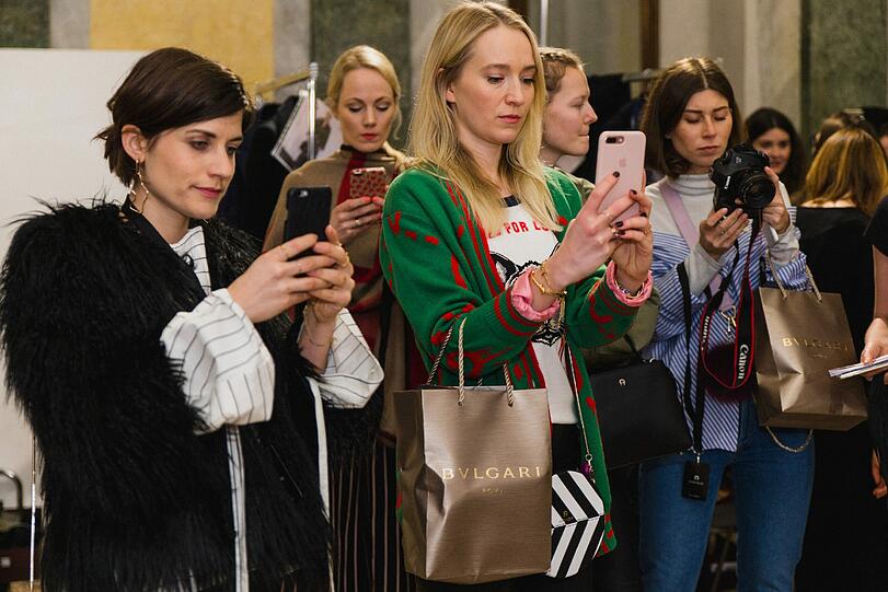 Mailand gibt sich hemmungslos den Fashiontrends hin - und das nicht nur auf dem Laufsteg.