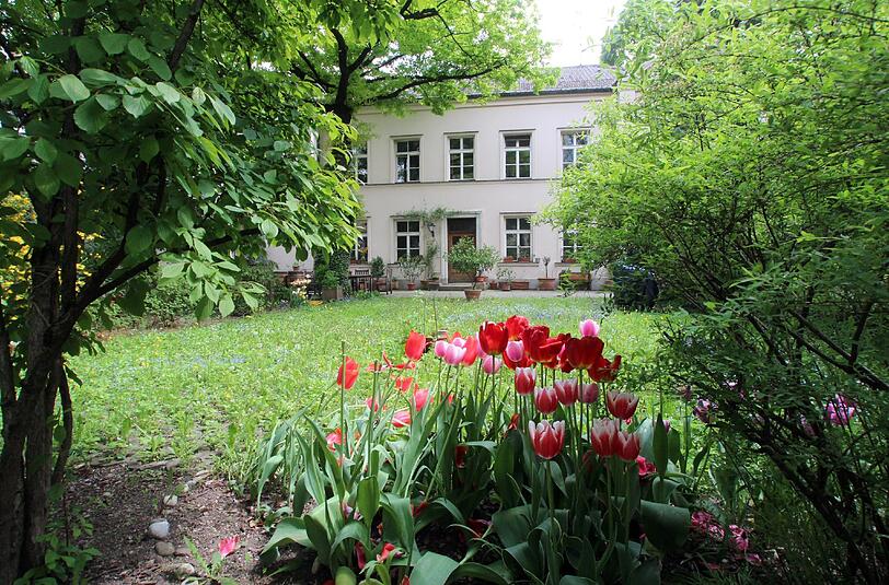Bis auf das Haupthaus soll alles weg: die Paul-Heyse-Villa.