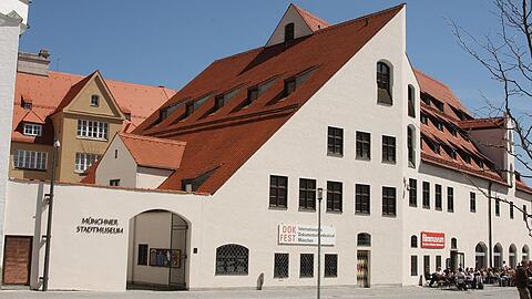 Das Münchner Stadtmuseum plant eine Ausstellung zur Corona-Krise in München.