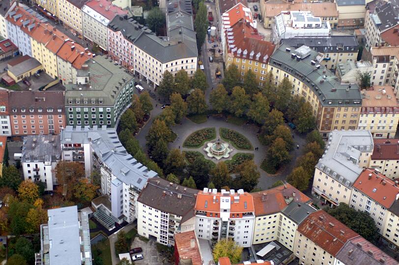 Blick von oben auf den Weißenburger Platz in Haidhausen