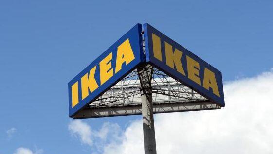Der Möbelhändler Ikea baut um und setzt aufs Online-Geschäft und innerstädtische Einrichtungshausformate. Der Möbelhändler Ikea baut um und setzt aufs Online-Geschäft und innerstädtische Einrichtungshausformate.